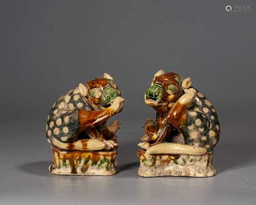A Chinese Pair of Tang Tri-Colored Pottery