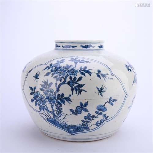 A Chinese Blue And White Jar,Qing Dynasty