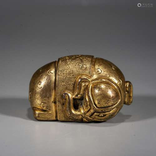 A Chinese Gilt-Bronze Paper Weight,Qing Dynasty