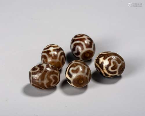 A Chinese Group Of Diz Beads