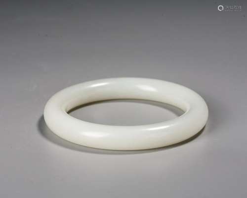 A Chinese White Jade Bangles,Qing Dynasty