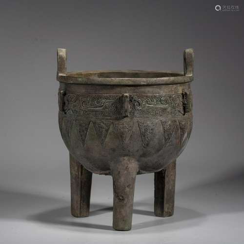 A Chinese Bronze Vessel,12TH-11TH CT.BC