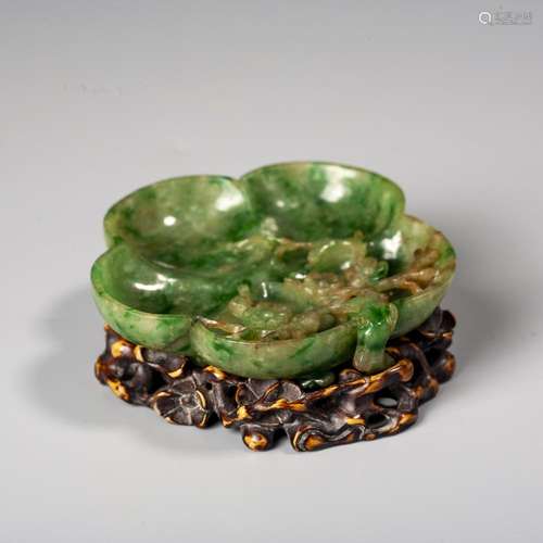 A Chinese Caverd Jadeite Brush Washerï¼ŒQing Dynasty