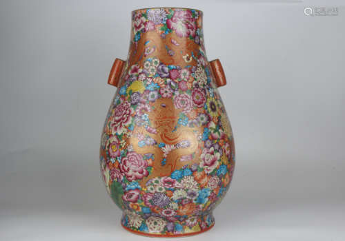 Qing QianLength gilt-painted double-ear vase with dragon mot...