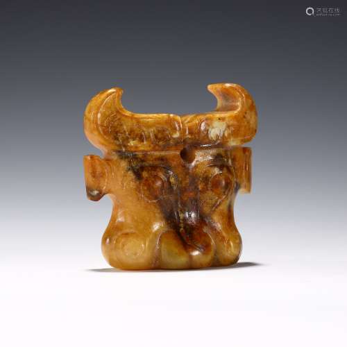 Ancient Hetian jade animal head ornaments