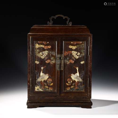 Qing Dynasty rosewood hundred treasures inlaid with hand orn...
