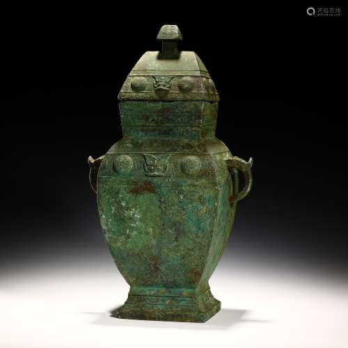 Ancient bronze vessels