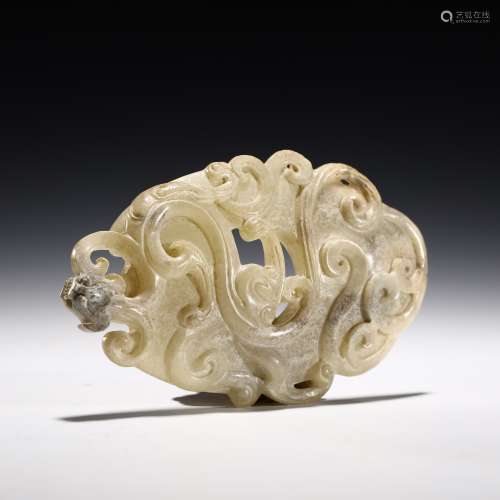 Ancient white jade dragon pattern ornaments