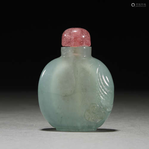 Sea blue fixed snuff bottle