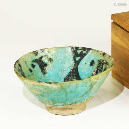 ペルシャ青釉銀化鉢