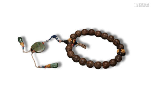 An Eighteen Agarwood Praying Beads Bracelet