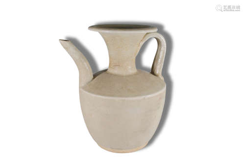 A Ding Kiln Porcelain Pot