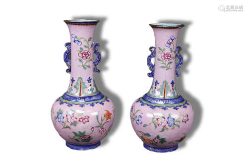 A Pair of Flower Pattern Pink Enameling Bronze Vase