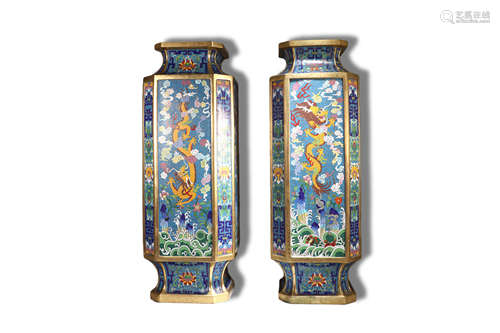 A Pair of Dragon Pattern Bronze Cloisonne Vase