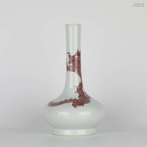 17TH,Blue and white glaze red dragon decoration vase