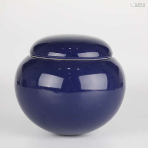 17TH sapphire blue-glazed Go jar