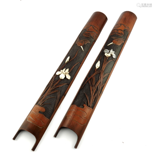 A pair of Japanese carved bamboo ivory a