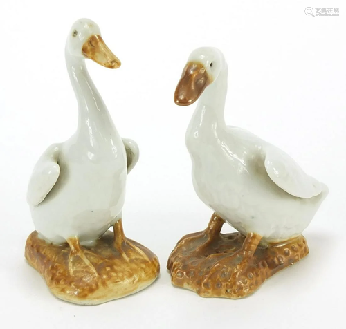 Pair of Chinese porcelain geese, mark to the base of