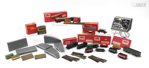 00 gauge model railway including Hornby 00, Tri-ang,