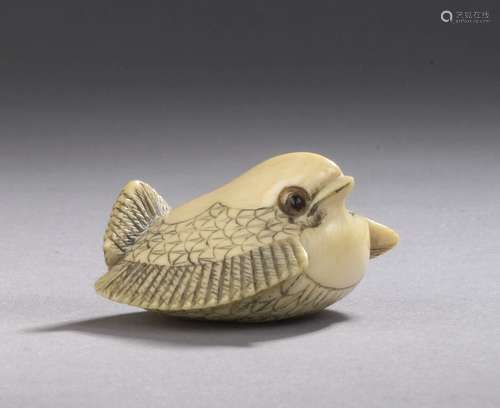 JAPON, Fin de l'époque EDO Netsuke en ivoire représentant le...