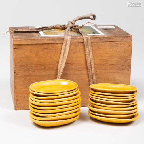 Set of Twenty Japanese Kochi Yellow Glazed Minpei