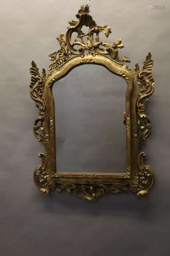 Houtgesculpteerde Italiaanse vergulde spiegel met accanthusr...