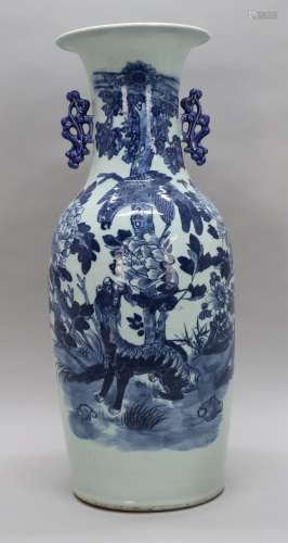 Porseleinen Chinese blauw/wit vaas met fo-hond en adelaar in...