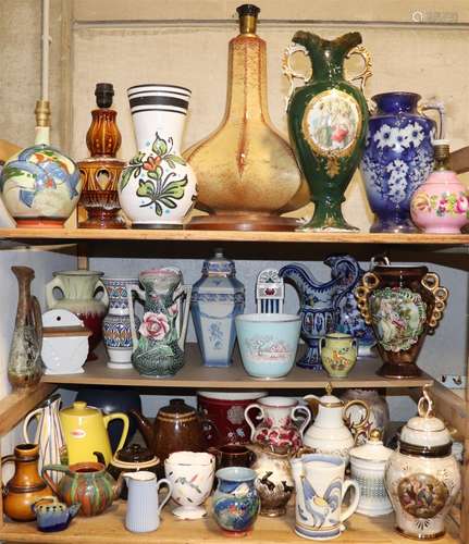 Lot faience vazen en potiches w.o. Bequet, jaren 30 en 50 e....