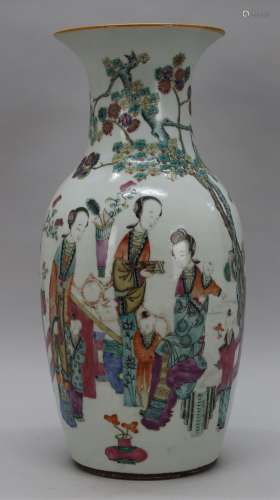 Chinese porseleinen vaas met decor van dames en kinderen in ...