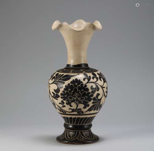 Song Dynasty - Cizhou Kiln Kuikou Carved Plum Vase