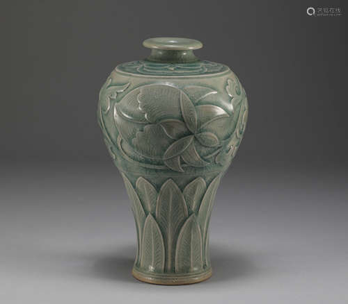 Five Dynasties - Celadon Plum Bottle