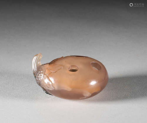 Qing Dynasty - Artfully Carved Agate Ornaments