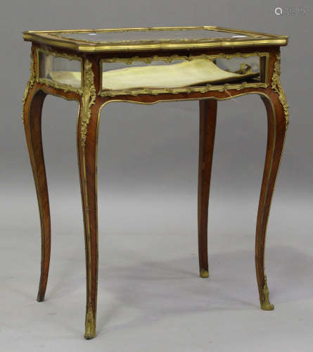 A late 19th/early 20th century French kingwood bijouterie ta...