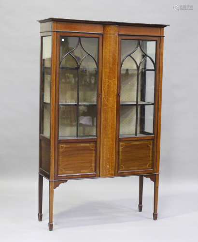 An Edwardian mahogany display cabinet with satinwood crossba...