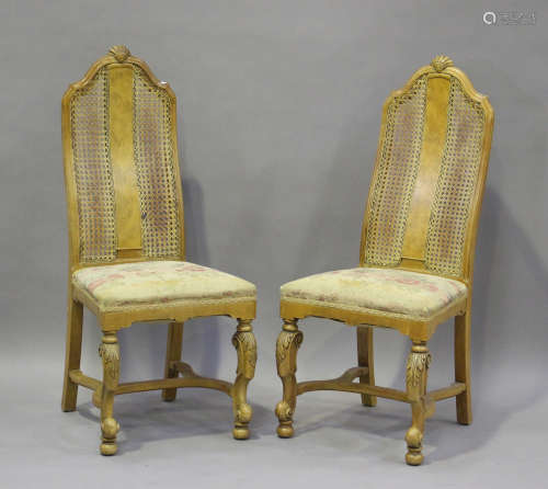 A pair of early 20th century Queen Anne style walnut side ch...