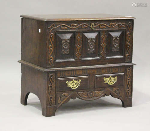 A small 18th century style oak mule chest, constructed from ...
