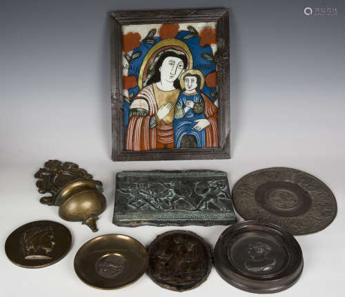 A group of collectors' items, including a 19th century circu...