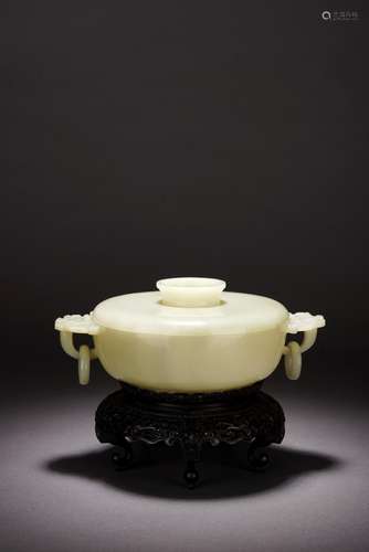 A CHINESE WHITE JADE CENSER AND COVER