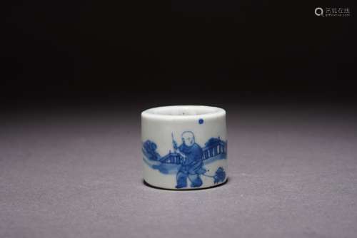 A CHINESE BLUE AND WHITE 'BOY' ARCHER'S RING