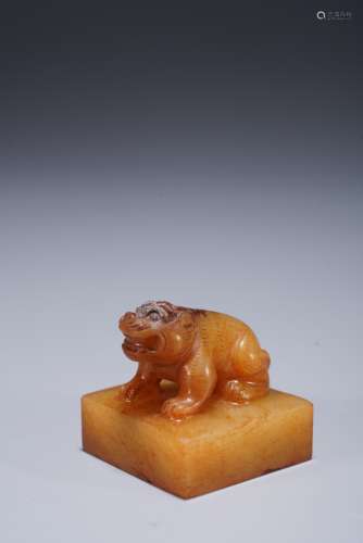 A CHINESE SQUARE SOAPSTONE 'BEAR' SEAL