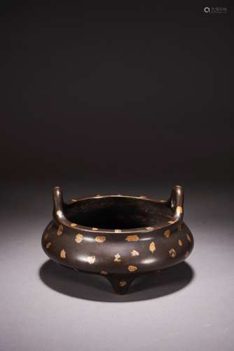 A CHINESE GOLD SPLASHED TRIPOD CENSER