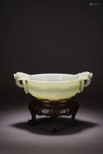 A LARGE WHITE JADE CARVED MARRIAGE WASHER