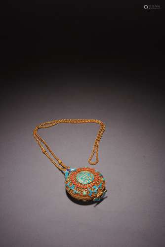 A CHINESE GILT SILVER FILIGREE GEM-INLAID POMANDER