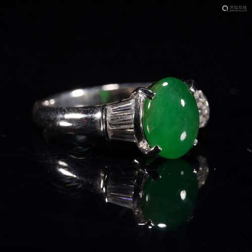 TYPE A CHINESE TRANSLUCENT BRIGHT GREEN JADEITE RING