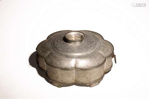 A LARGE CHINESE PEWTER INSCRIBED BOX AND COVER