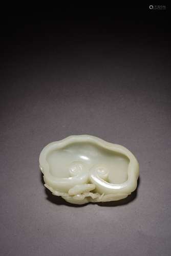 A CHINESE WHITE JADE 'RUYI' WASHER