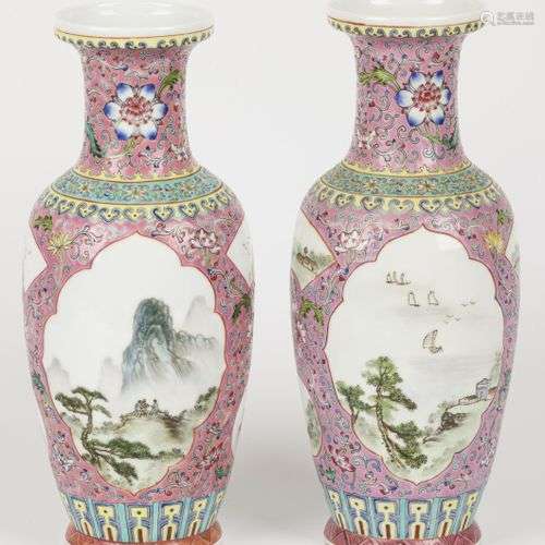 A set of (2) porcelain vases with Famille Rose decor. China,...