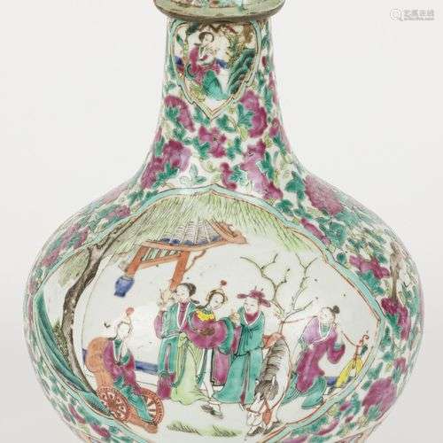 A porcelain stem vase with lid with Famille Rose decor and C...