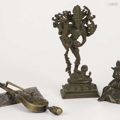 A lot of various Asian objects including a bronze Shiva.