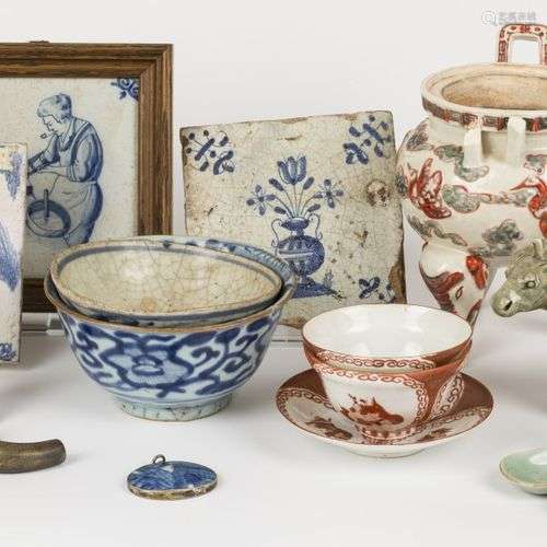 A lot of various porcelain and earthenware.